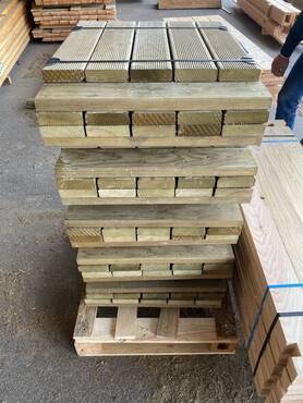 stock-dalle-terasse-bois-50x50cm-autoclave.jpg