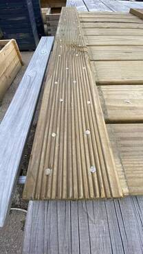 dalle-terrasse-1mx1m-fixe-en-pointe-inox.jpg