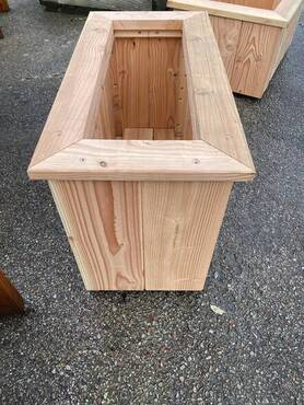 jardiniere-en-bois-douglas-80x40cm-hauteur-54cm.jpg