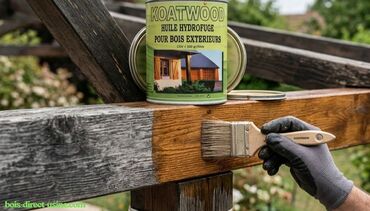 application-huile-hydrofuge-bois-pinceau.jpg