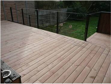 terrasse-en-bois-douglas-sur-balcon.jpg